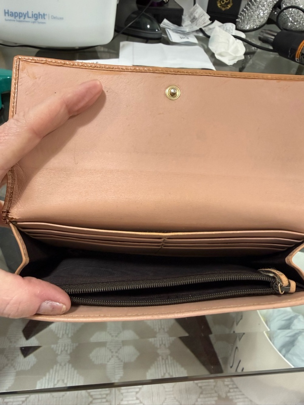 Gucci Tan Monogram Continental Wallet - Picture 4 of 11